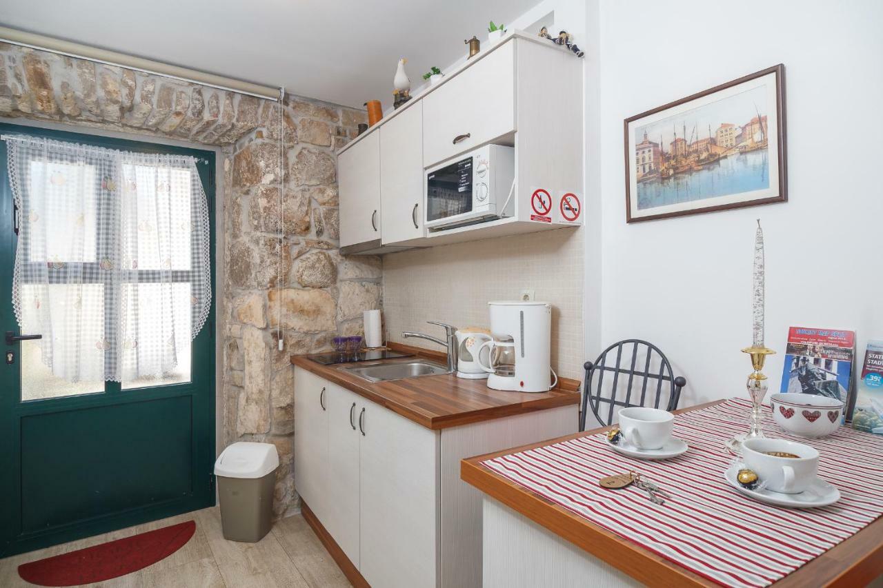 Apartments Villa Cambi Split Exterior photo