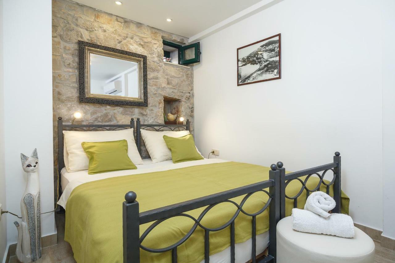 Apartments Villa Cambi Split Exterior photo