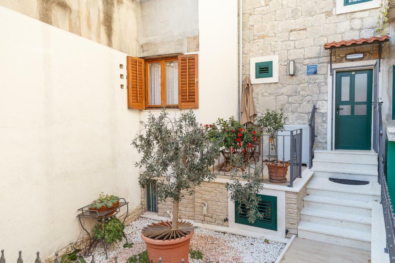 Apartments Villa Cambi Split Exterior photo