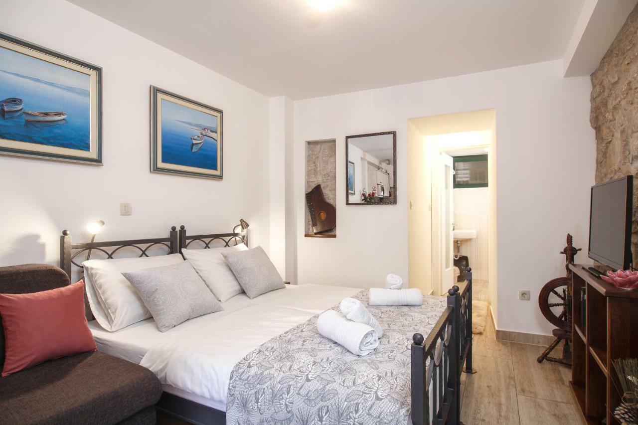 Apartments Villa Cambi Split Exterior photo